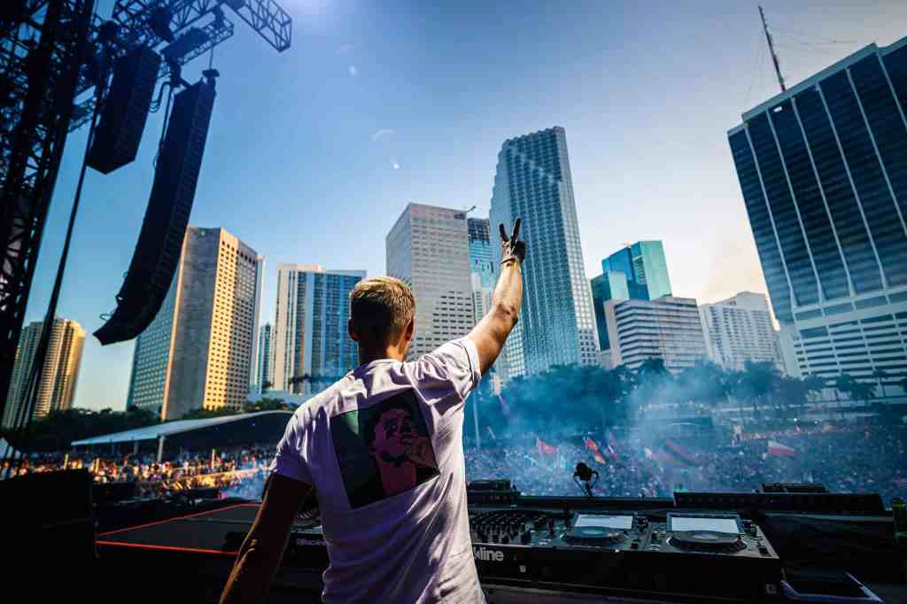 Armin Van Buuren Unleashes A Freshly Composed Set On The Ultra Miami 2024 Mainstage