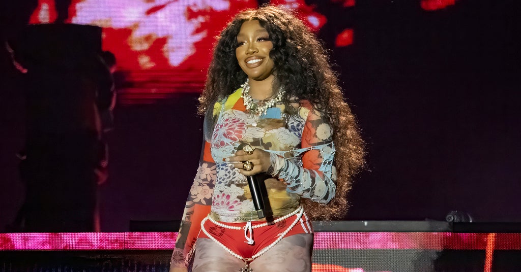 SZA Celebrates Receiving Songwriters Hall Of Fame Award: ‘This Is The Most Meaningful Thing To Me…